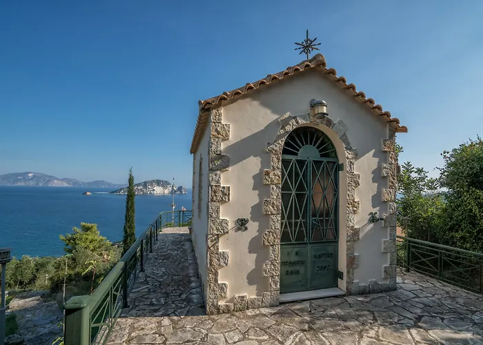 Вилла Serenus Luxury Керион