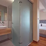 Serenus Luxury * Keri
