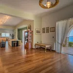 Villa Serenus Luxury Keri