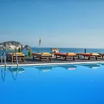 Serenus Luxury Villa Keri