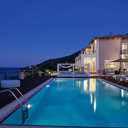 Villa Serenus Luxury Kerí
