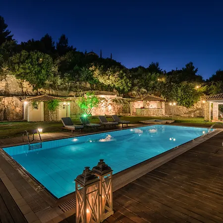 Serenus Luxury Villa