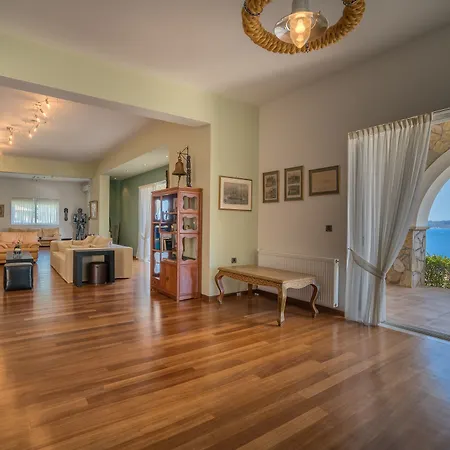 Villa Serenus Luxury Keri