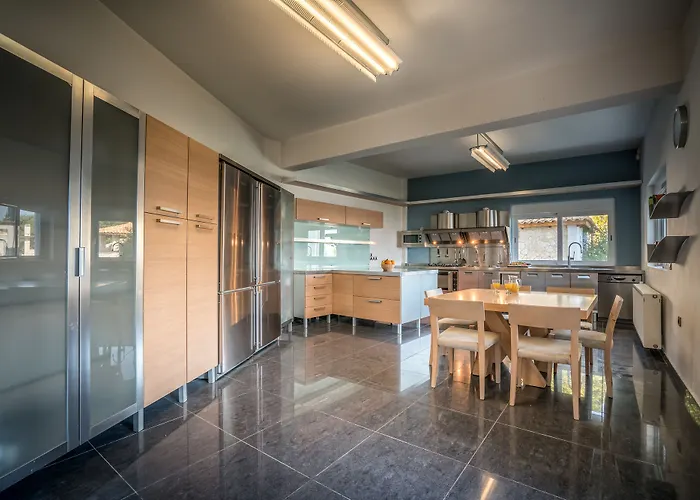 Villa Serenus Luxury Keri